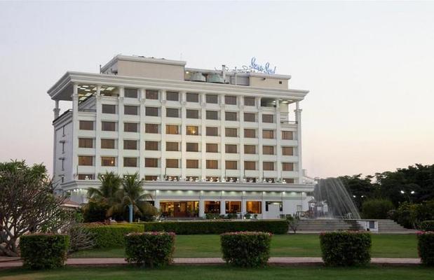 Sun N Sand Hotel Shirdi